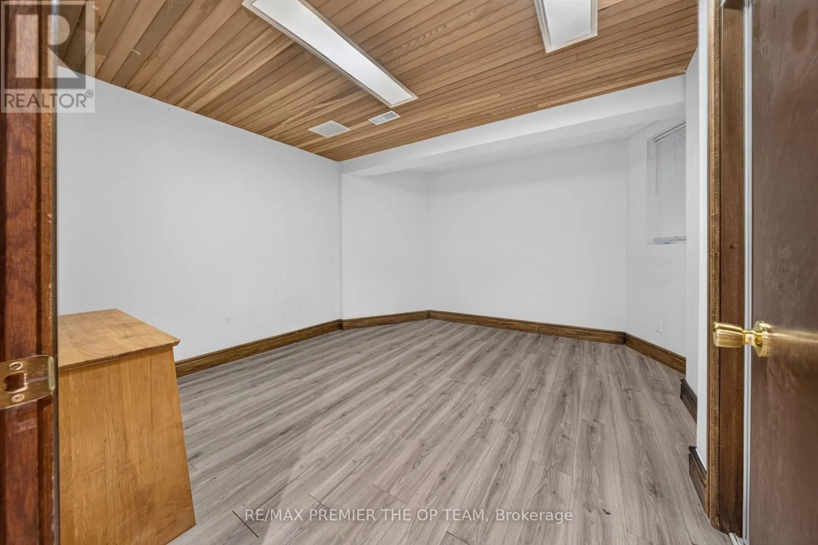 155 DIANAWOOD RIDGE