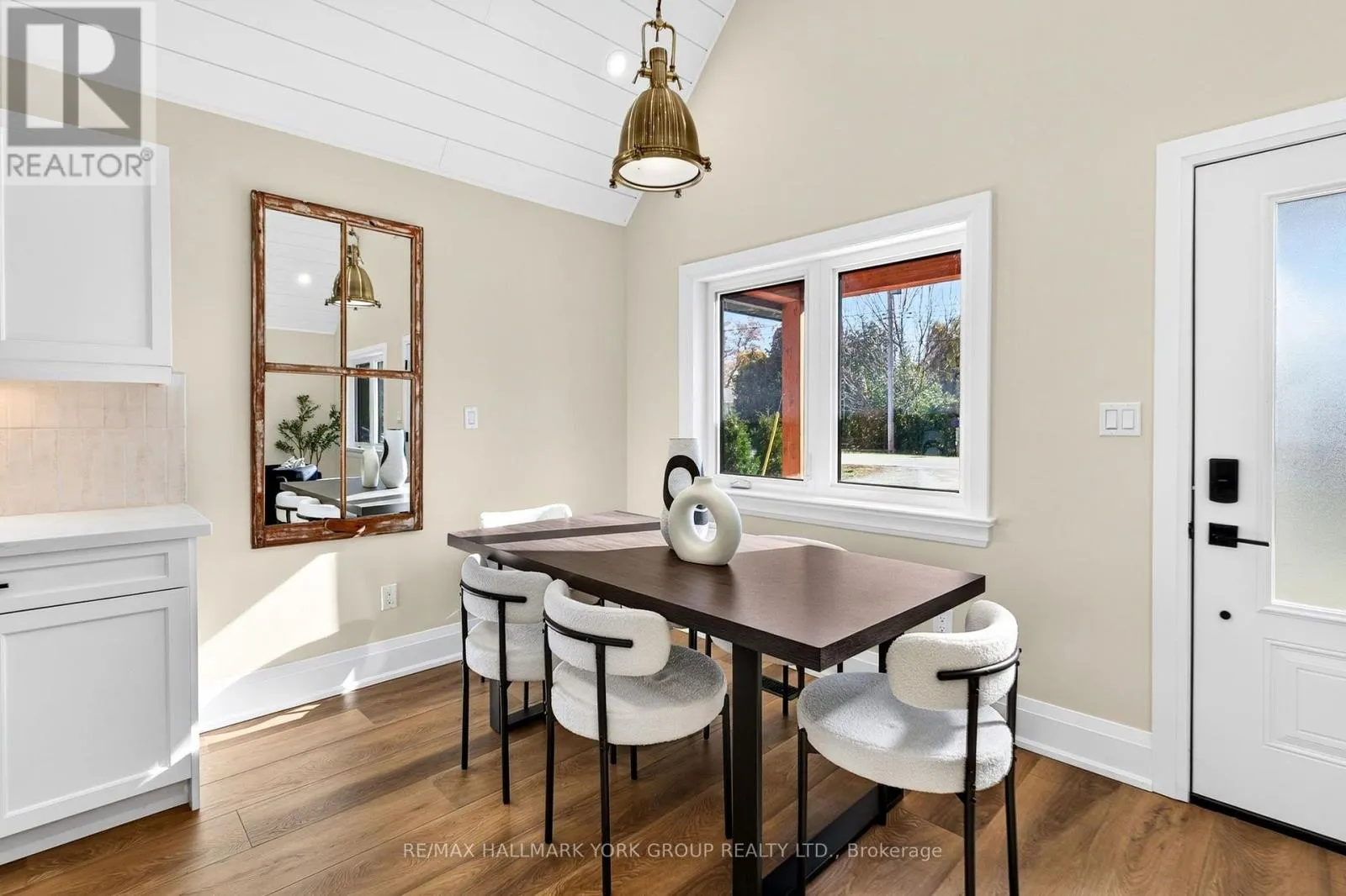 385 CONCESSION 2 ROAD