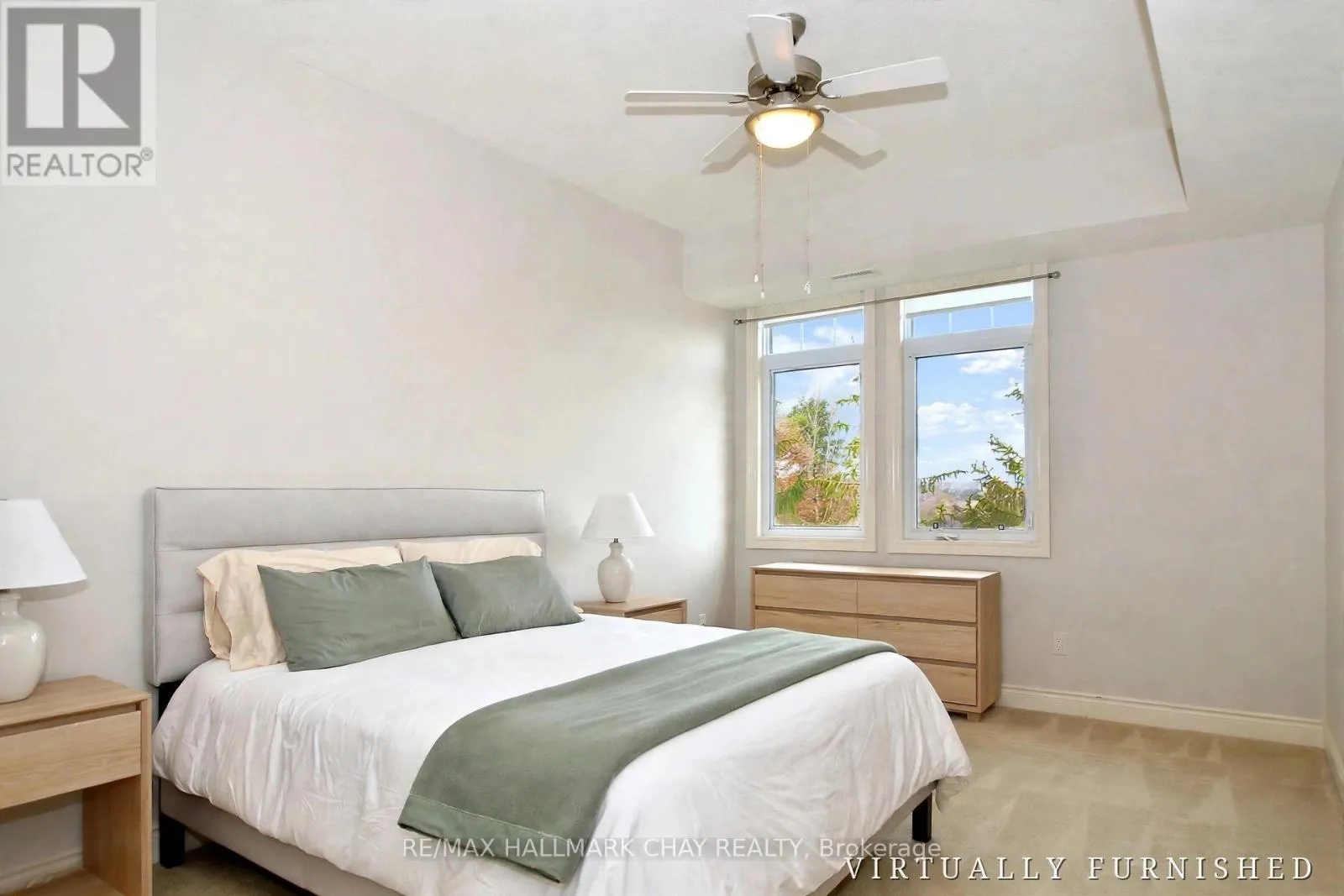 305 - 78 SUNSET BOULEVARD