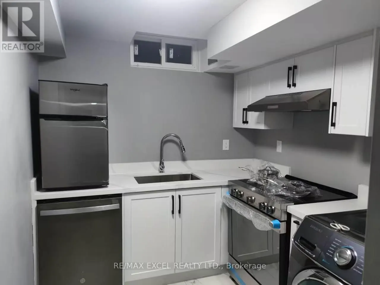 BSMT - BASEMENT 59 BARRINGTON CRESCENT