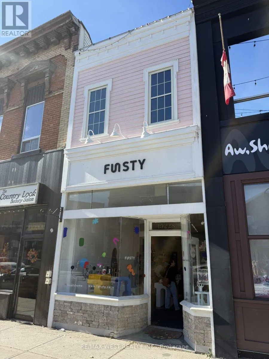 15228 YONGE STREET