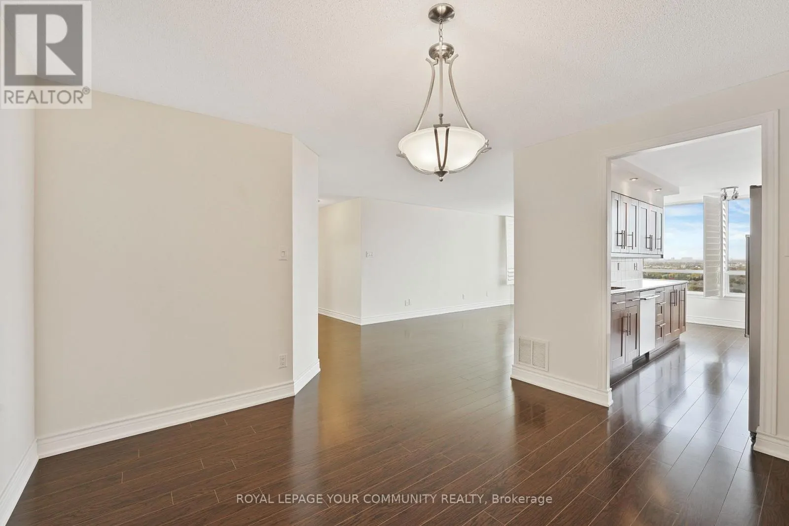 1508 - 120 PROMENADE CIRCLE