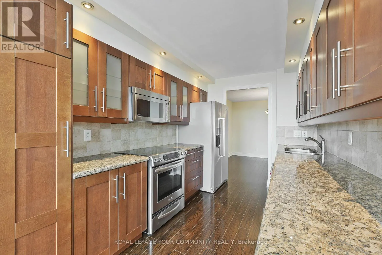 1508 - 120 PROMENADE CIRCLE