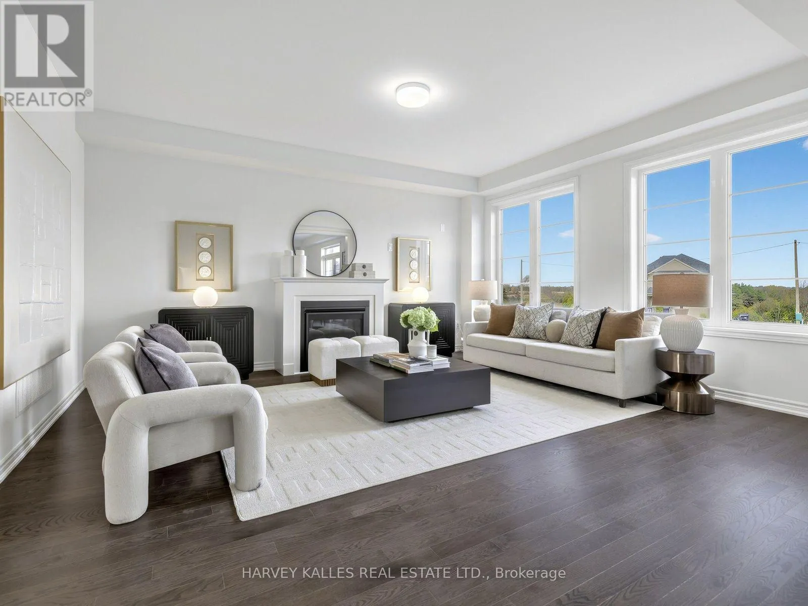 44 BLUEBIRD BOULEVARD