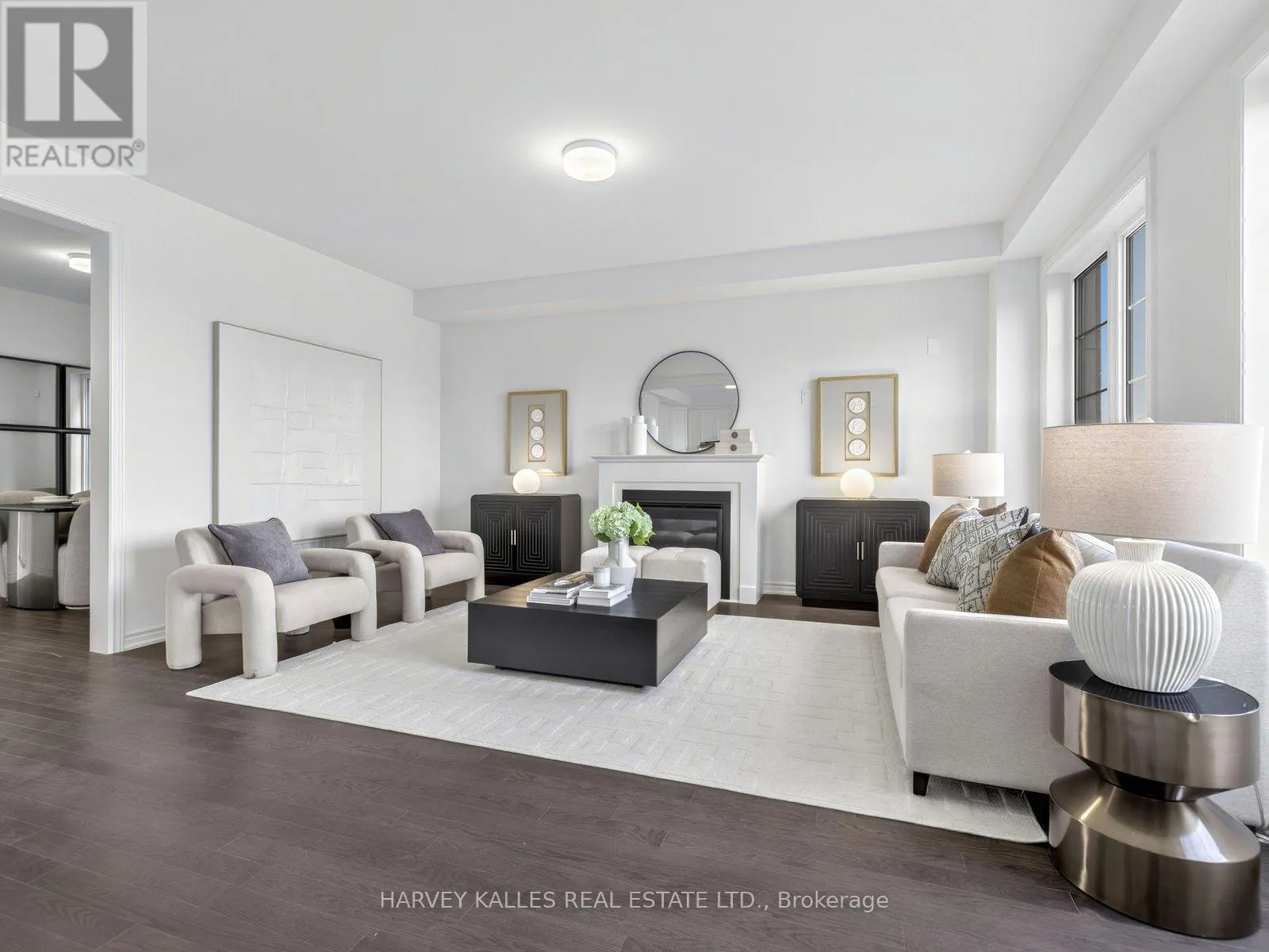 44 BLUEBIRD BOULEVARD