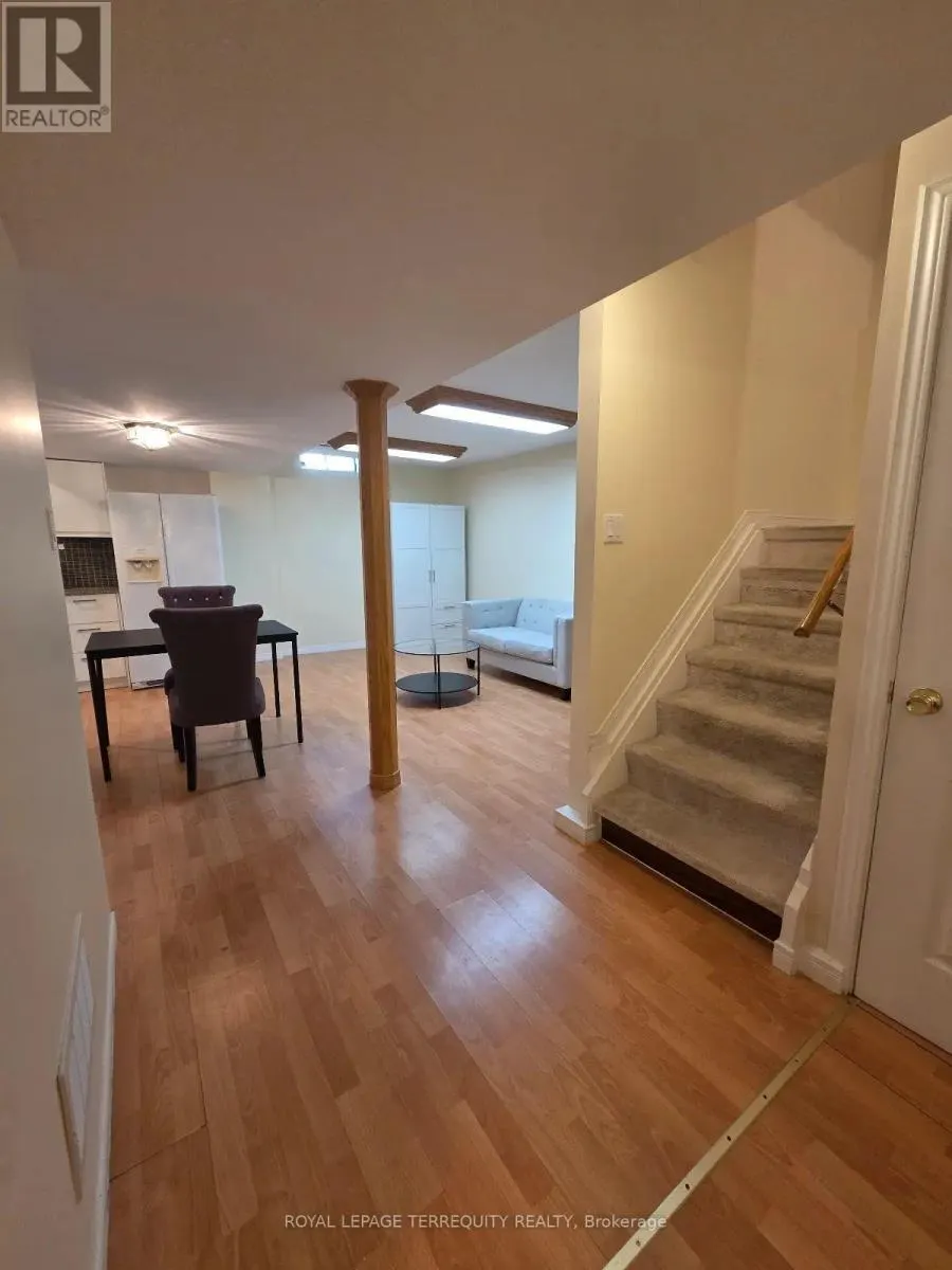 BSMT - 16 ROYAL CHAPIN CRESCENT