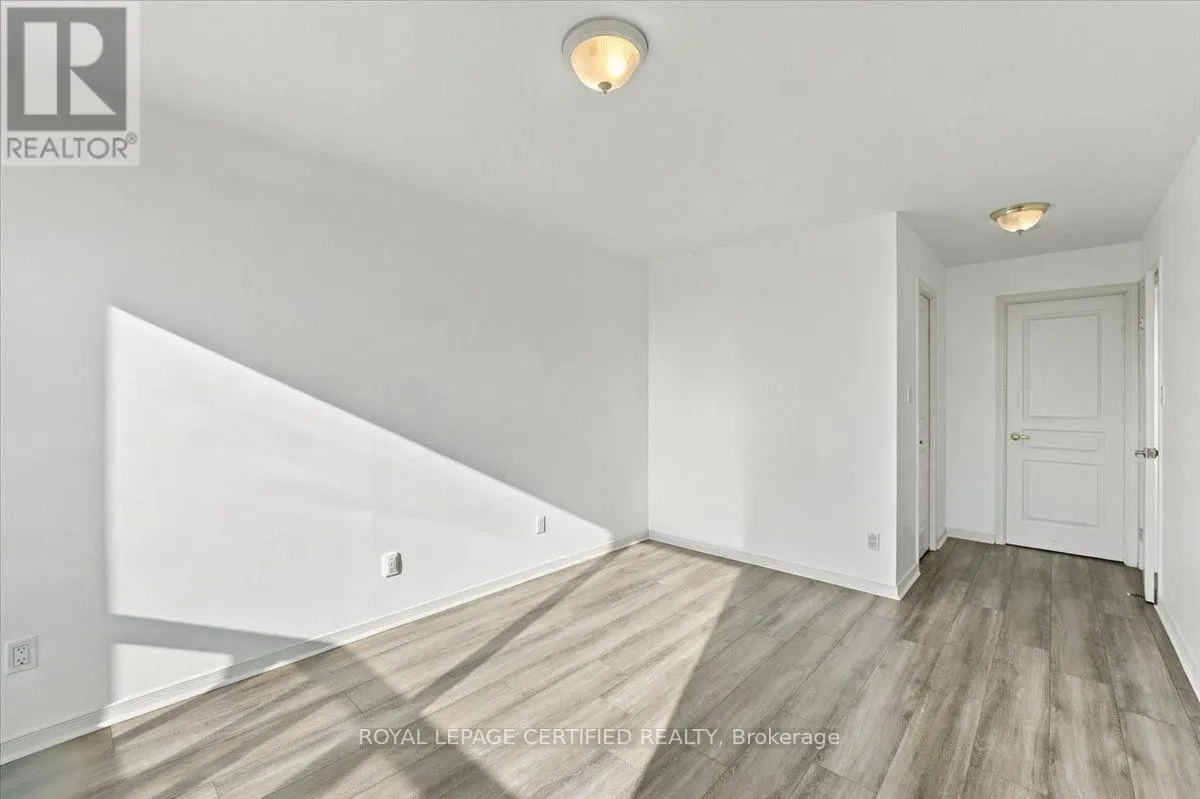 606 - 29 NORTHERN HEIGHTS