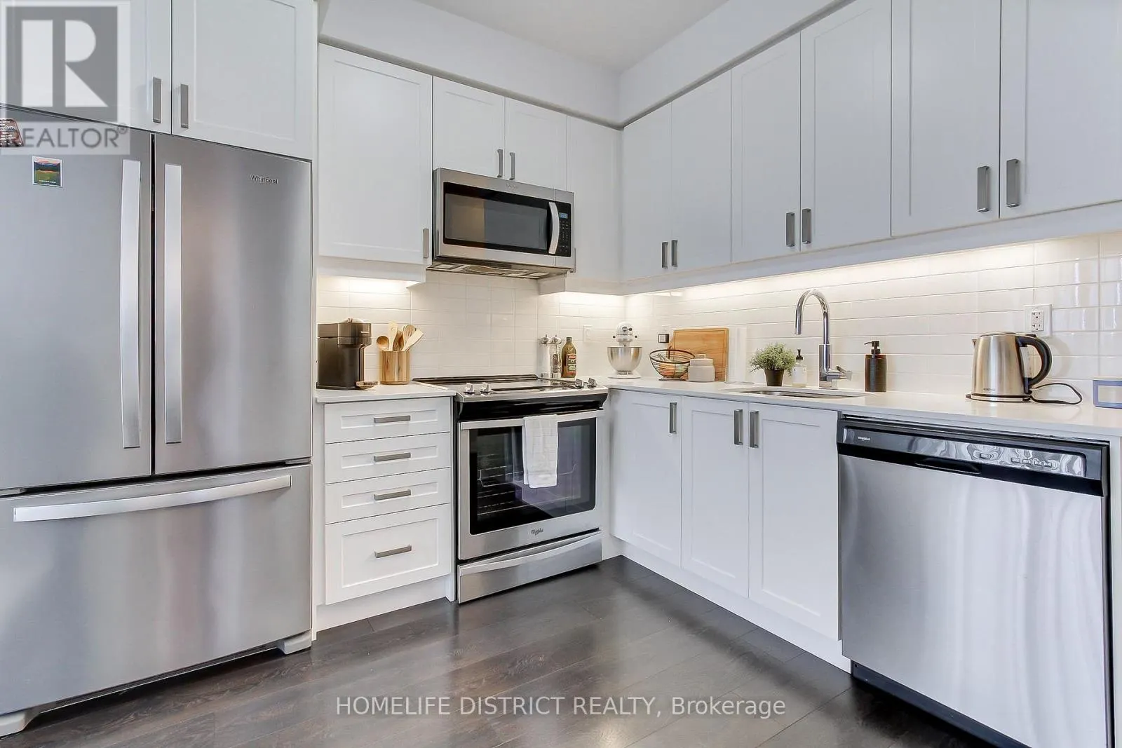 717 - 7895 JANE STREET
