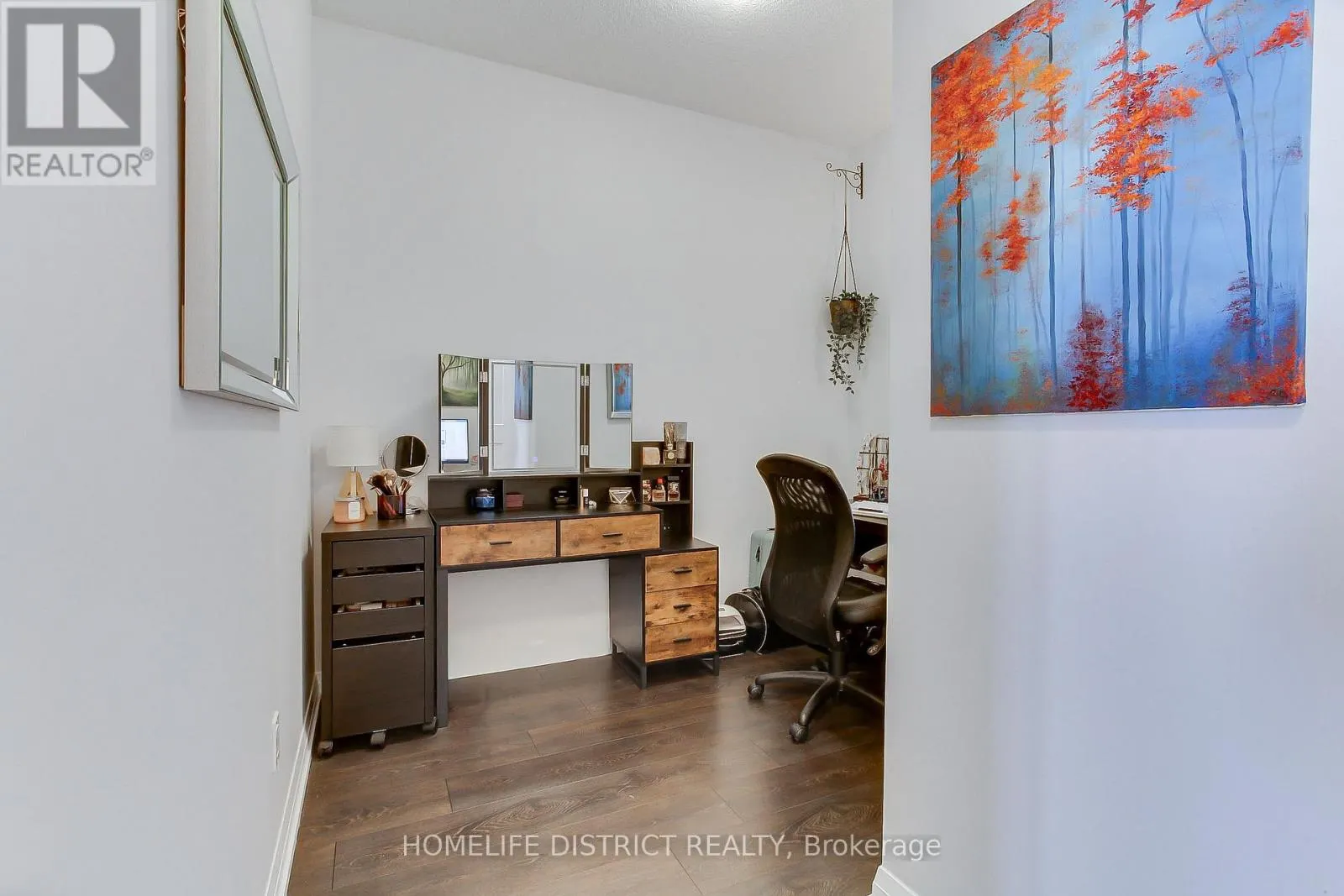 717 - 7895 JANE STREET
