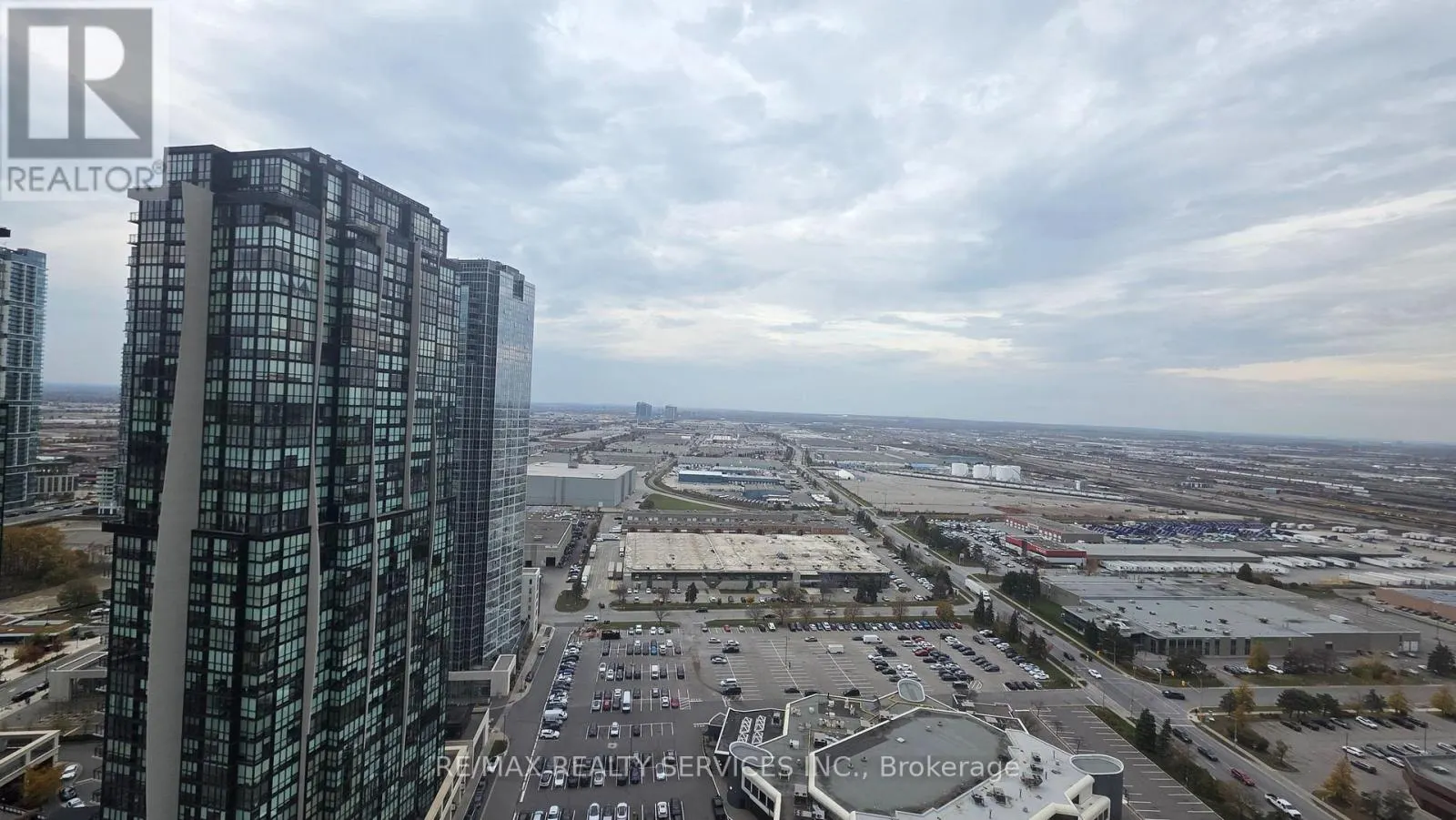 2612 - 5 MEADOWDALE ROAD