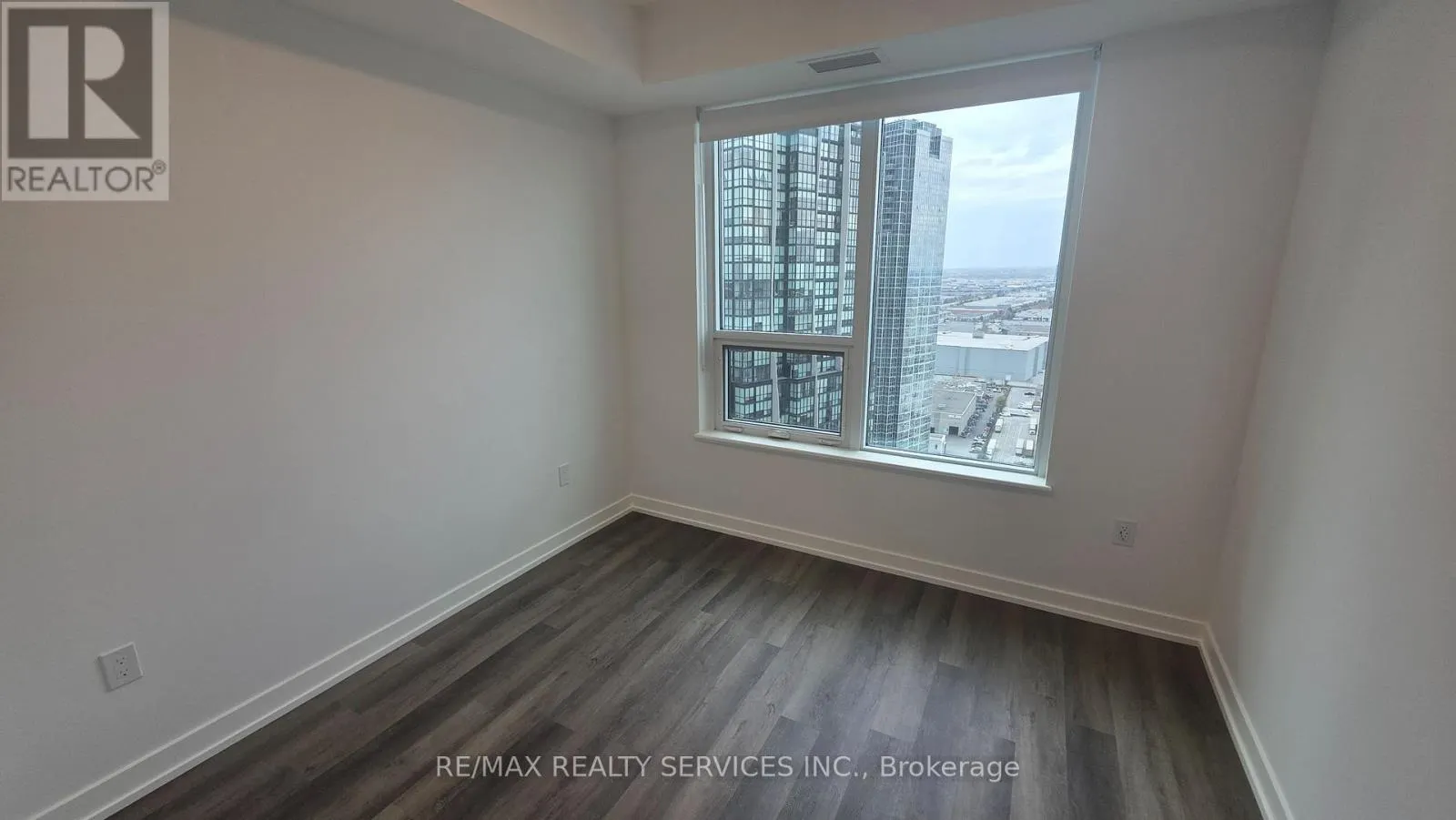 2612 - 5 MEADOWDALE ROAD