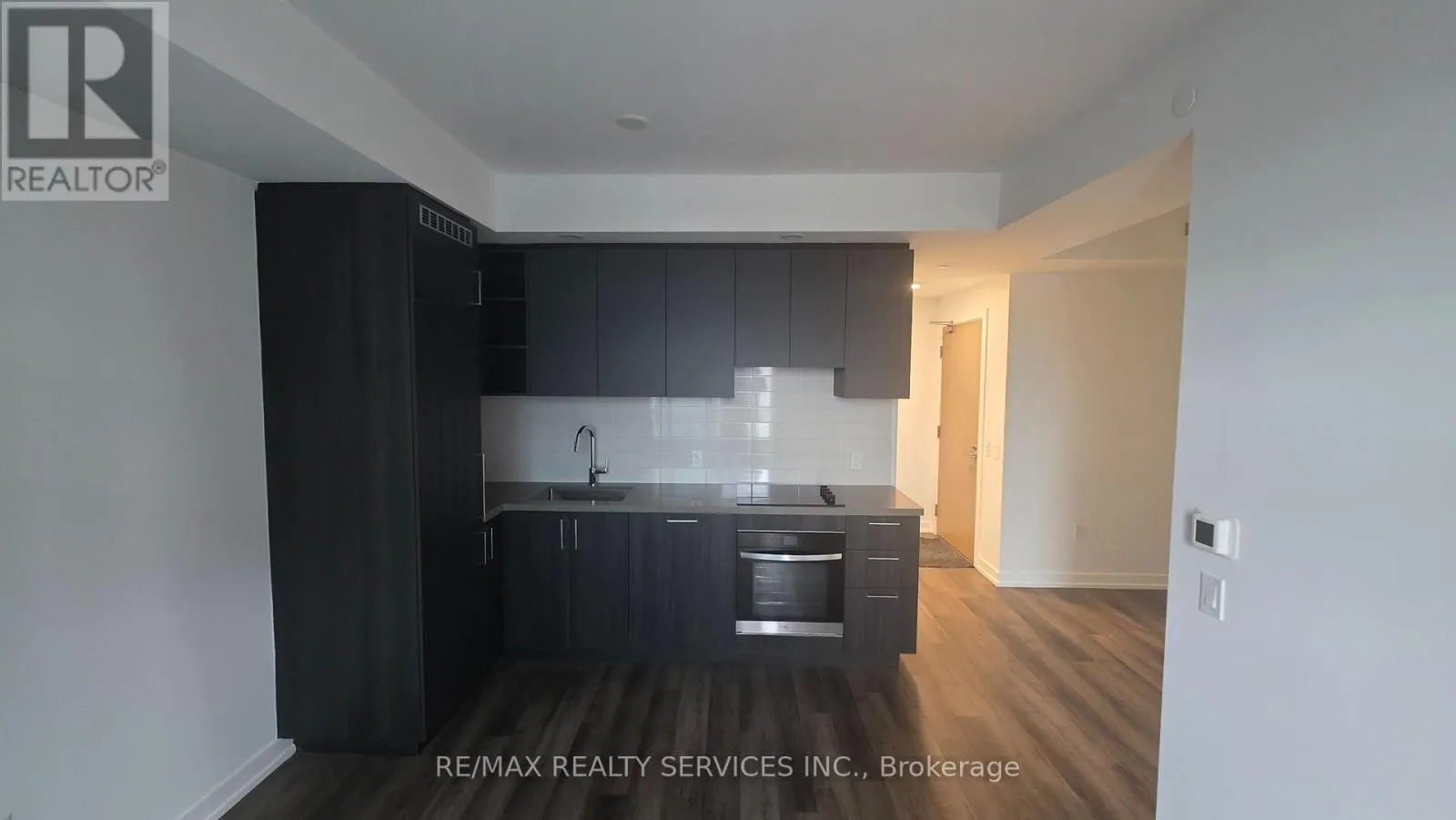2612 - 5 MEADOWDALE ROAD