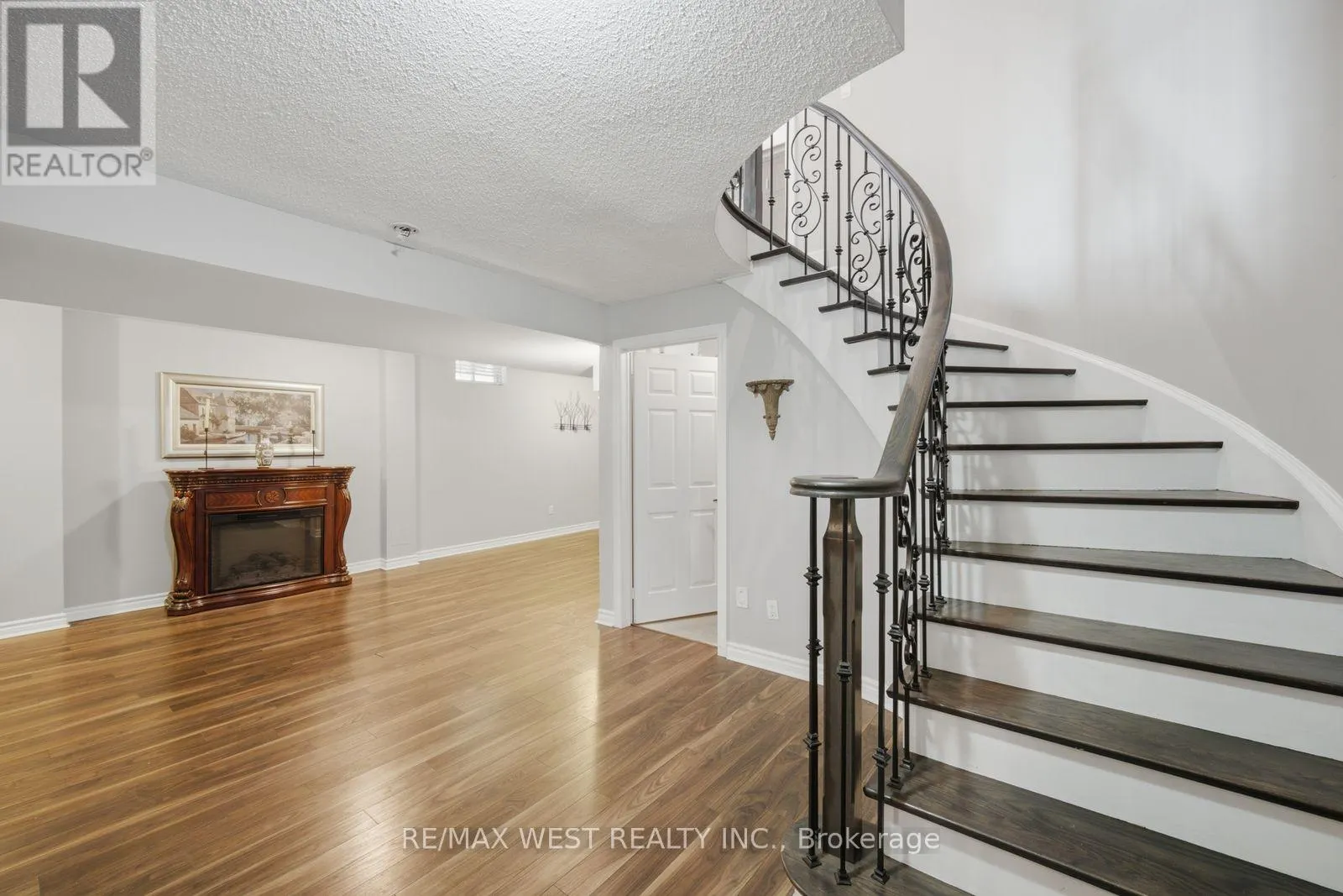 65 BURNHAVEN AVENUE