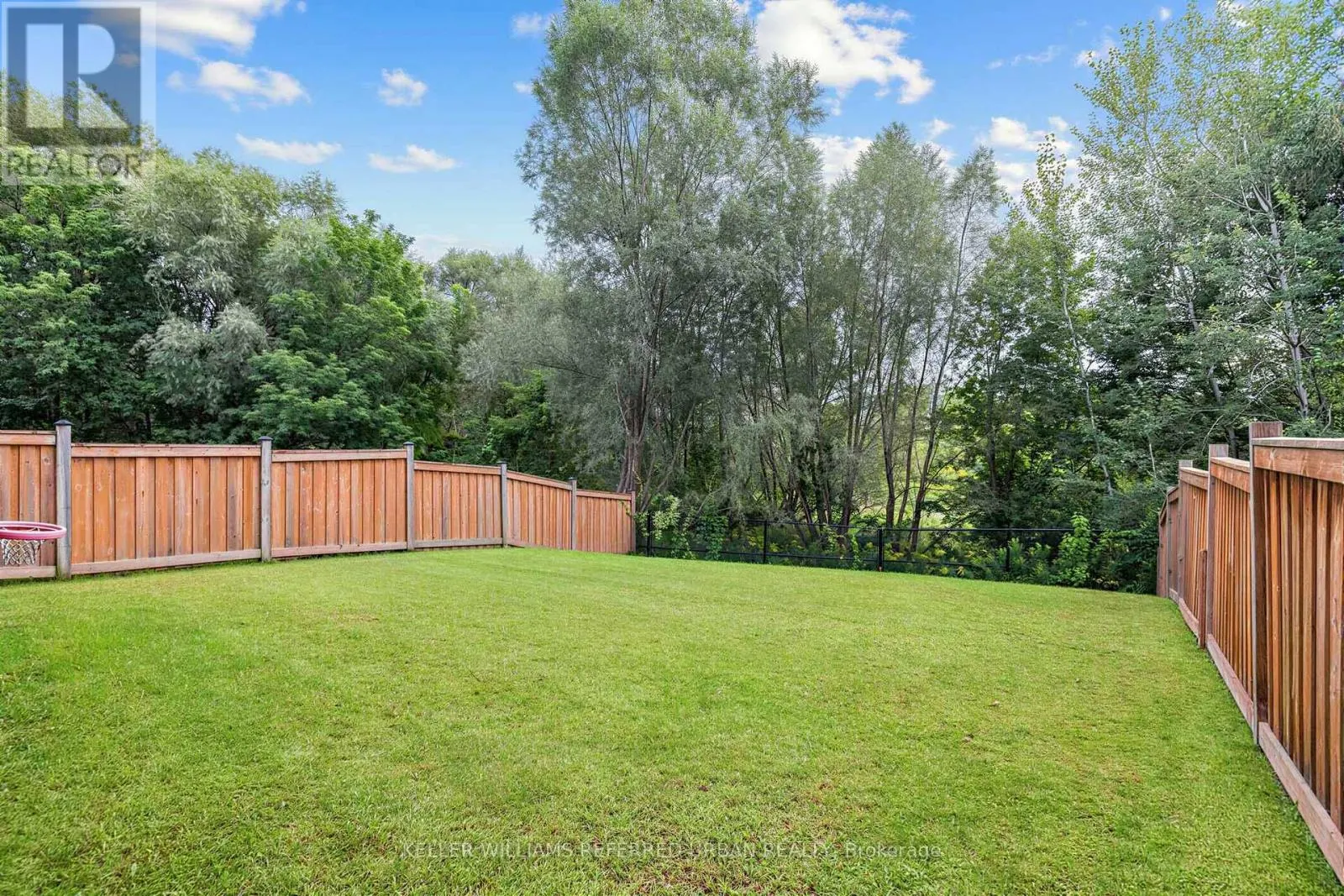 6 SHARONVIEW CRESCENT