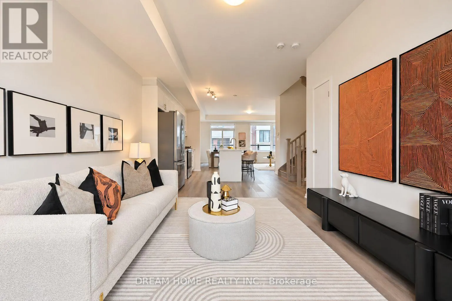 537 MARC SANTI BOULEVARD