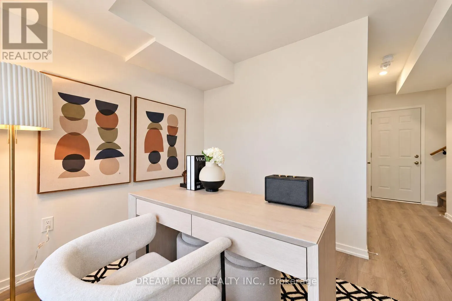 537 MARC SANTI BOULEVARD