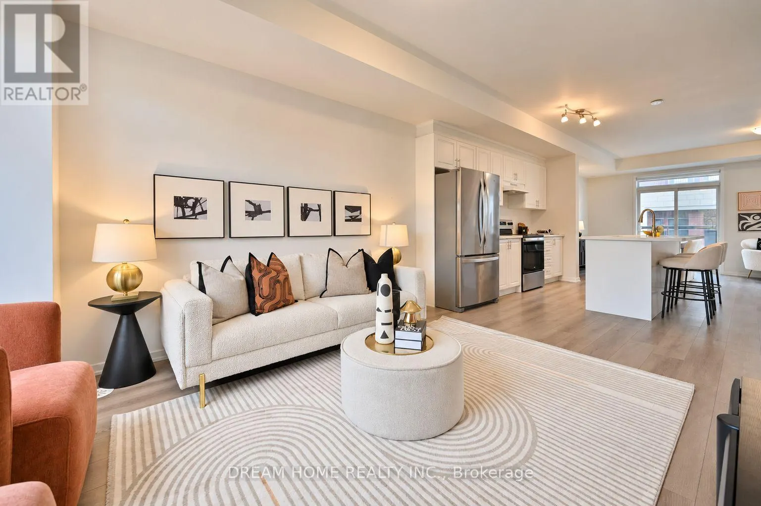 537 MARC SANTI BOULEVARD