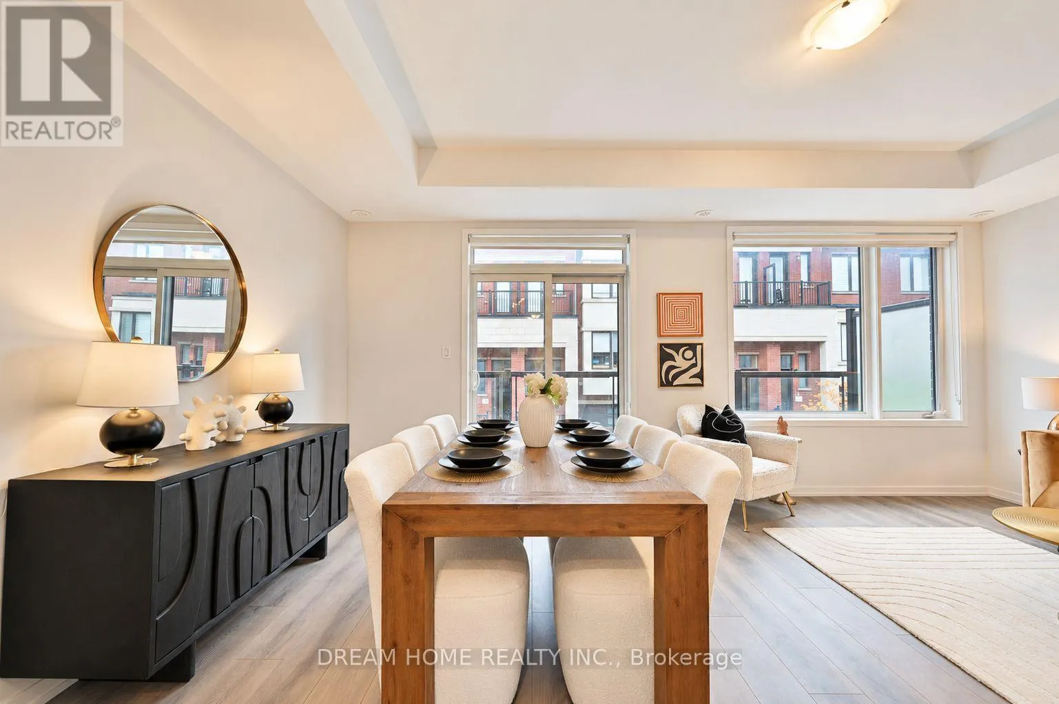 537 MARC SANTI BOULEVARD