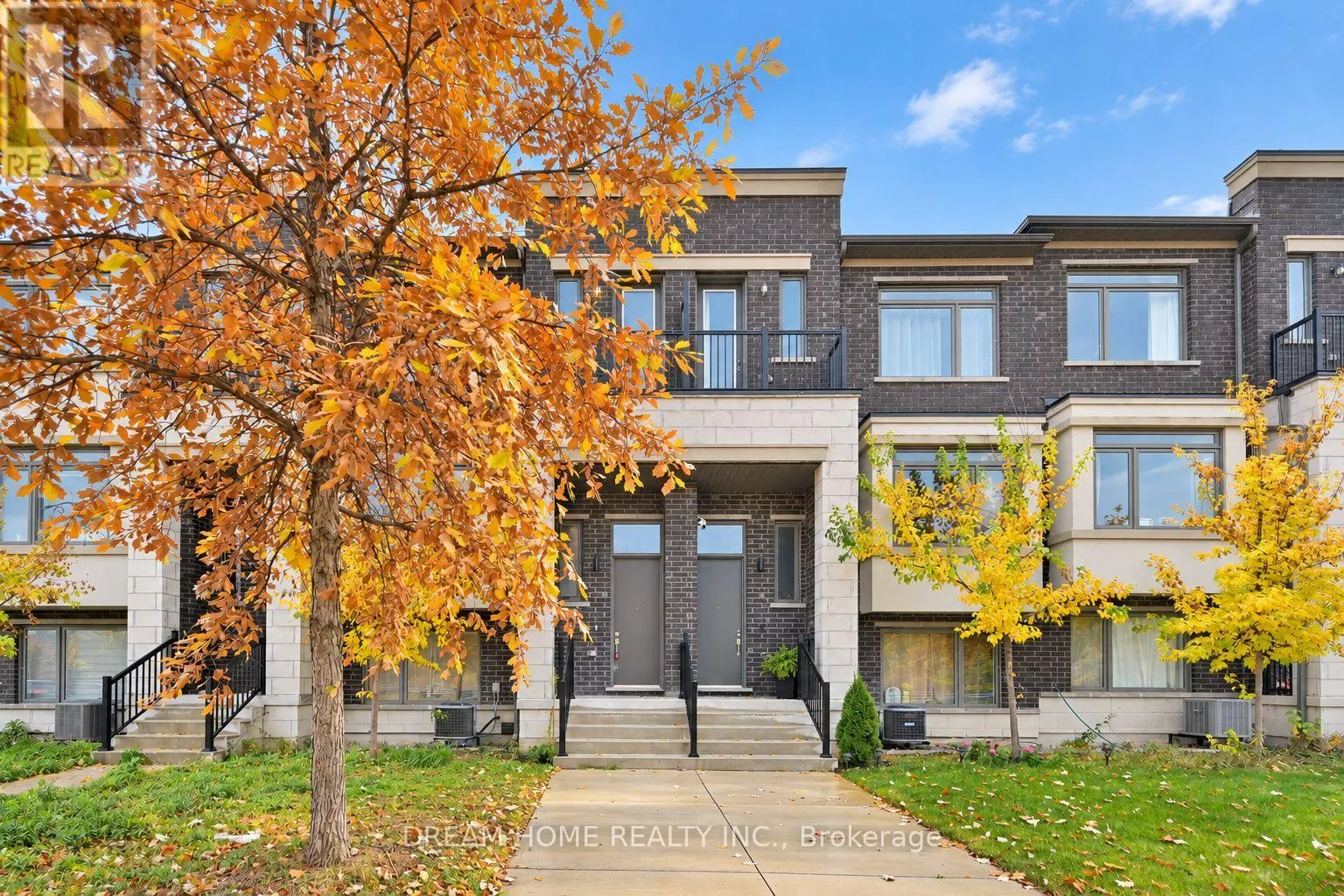 537 MARC SANTI BOULEVARD