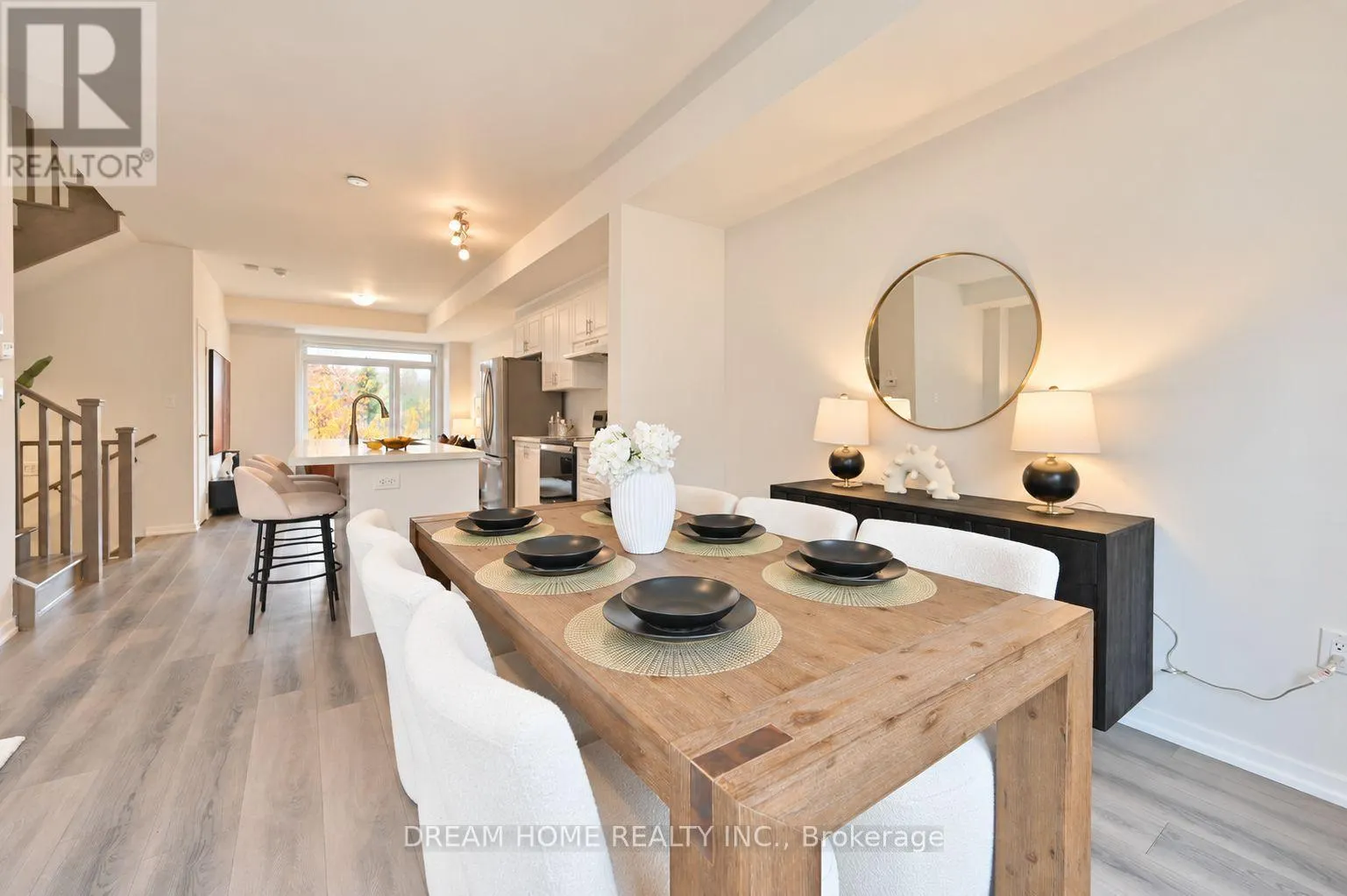 537 MARC SANTI BOULEVARD