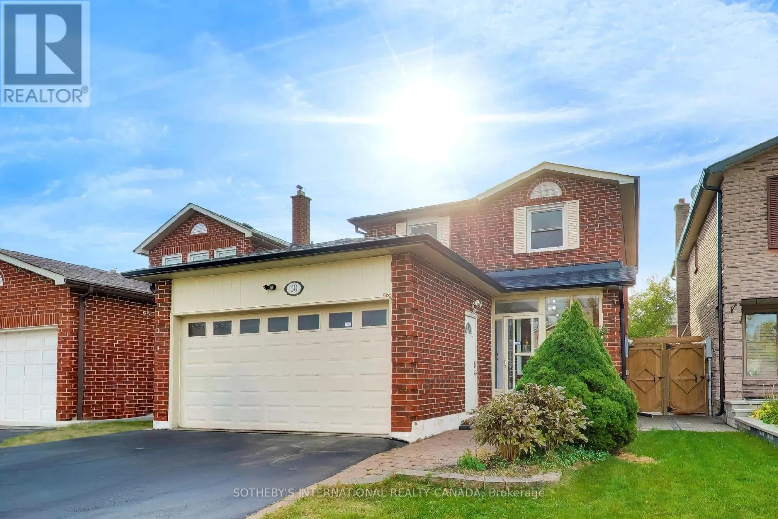 30 BENDAMERE CRESCENT