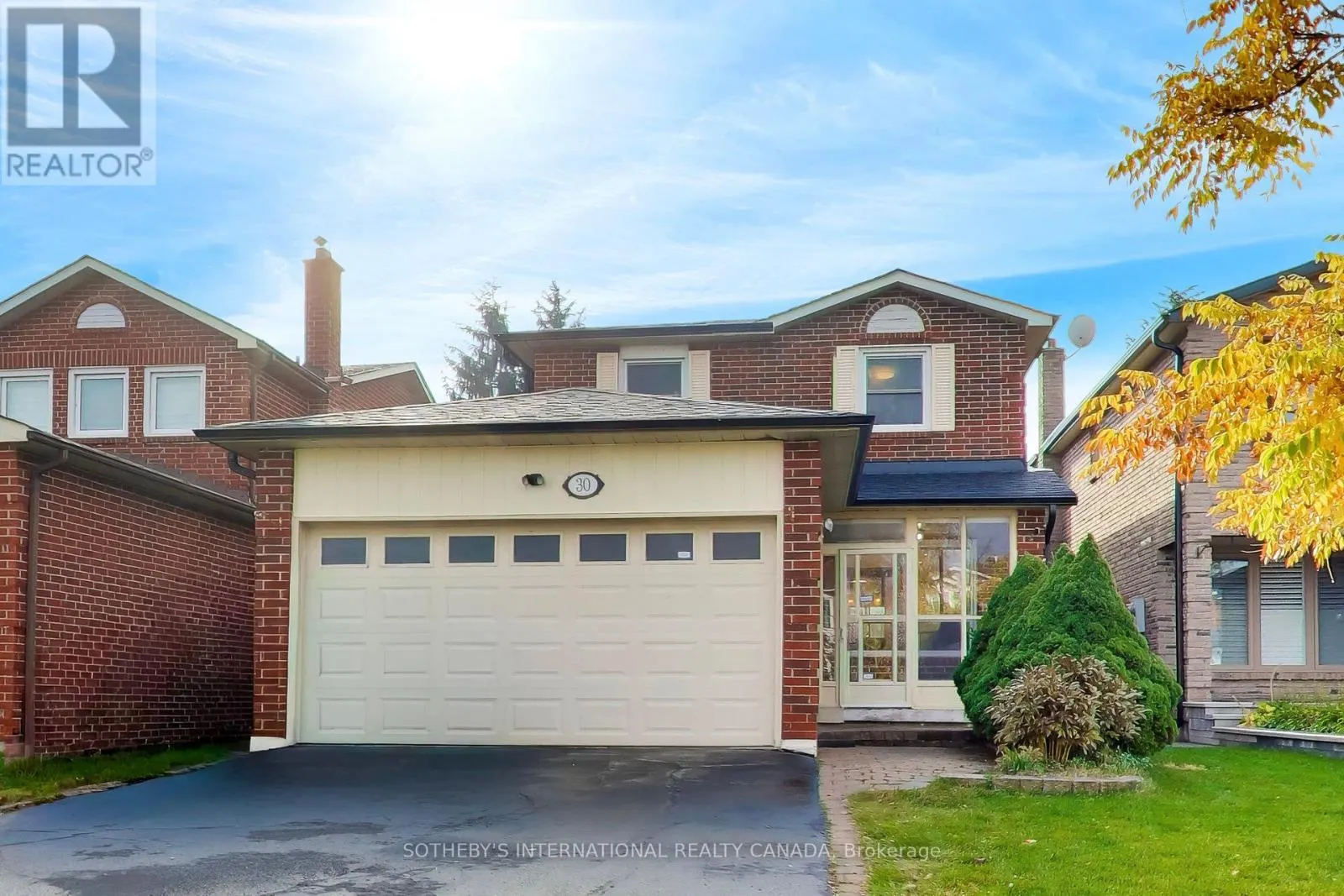 30 BENDAMERE CRESCENT