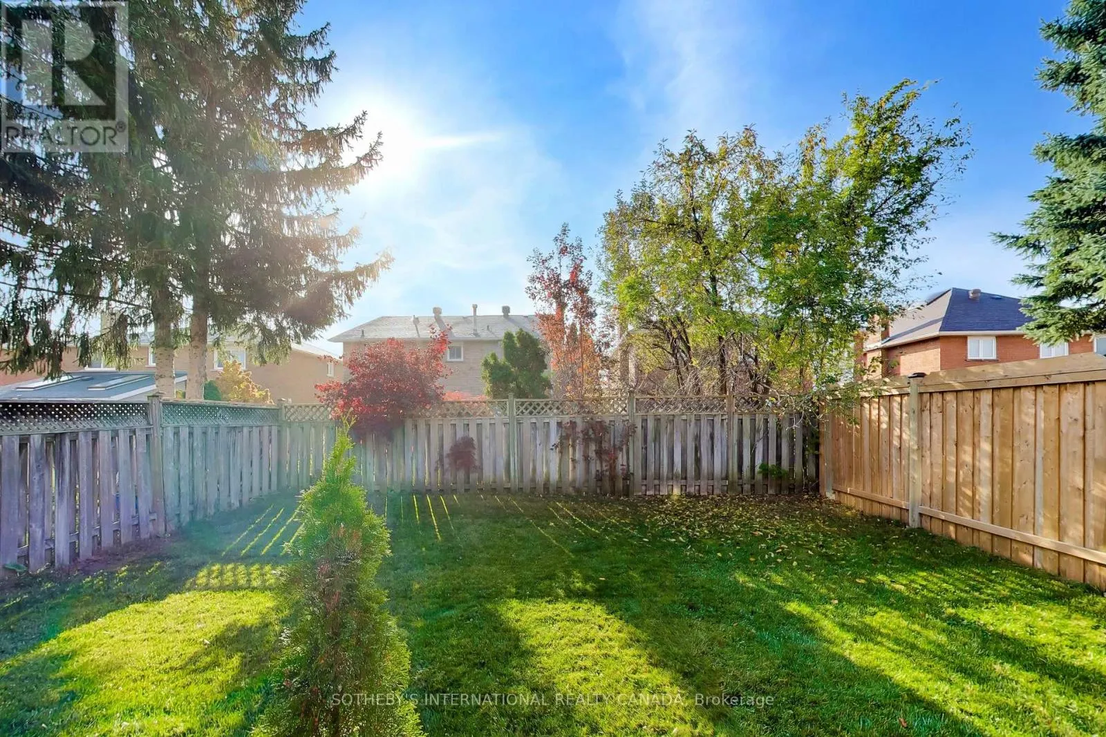 30 BENDAMERE CRESCENT
