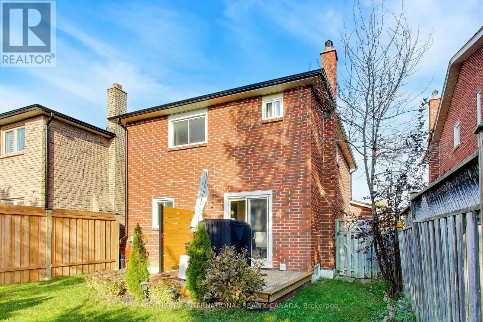 30 BENDAMERE CRESCENT