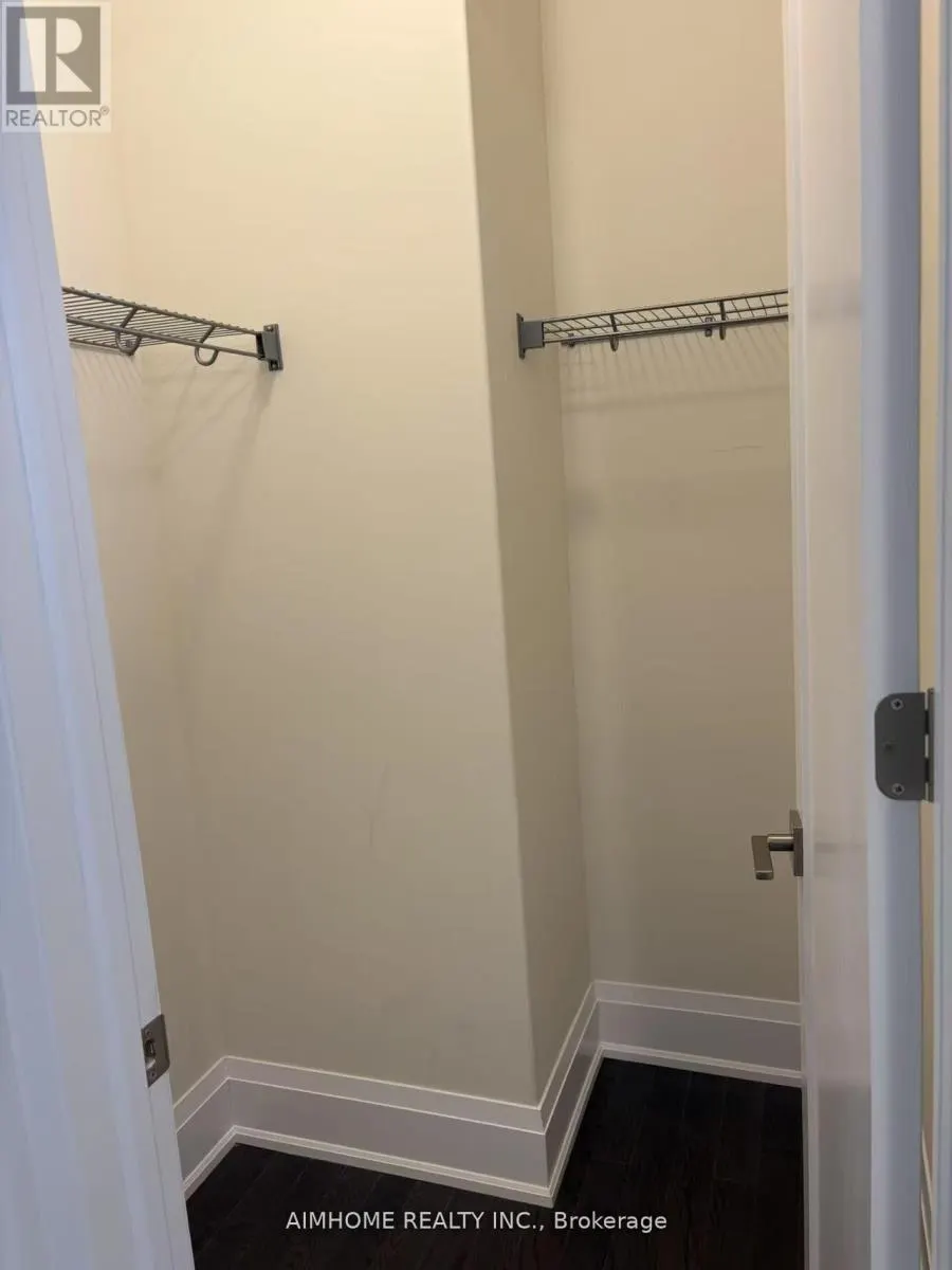 4 - 14 CINQUEFOIL STREET