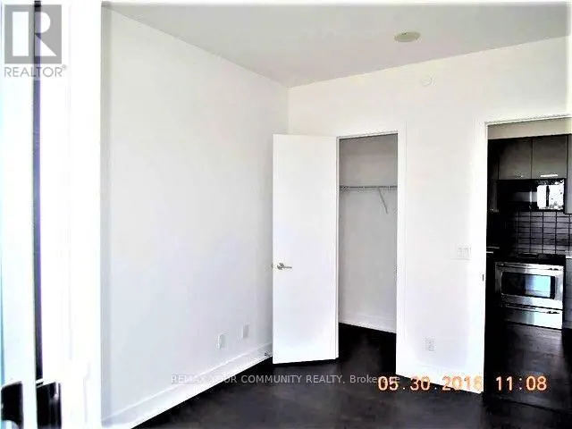 1218 - 9471 YONGE STREET