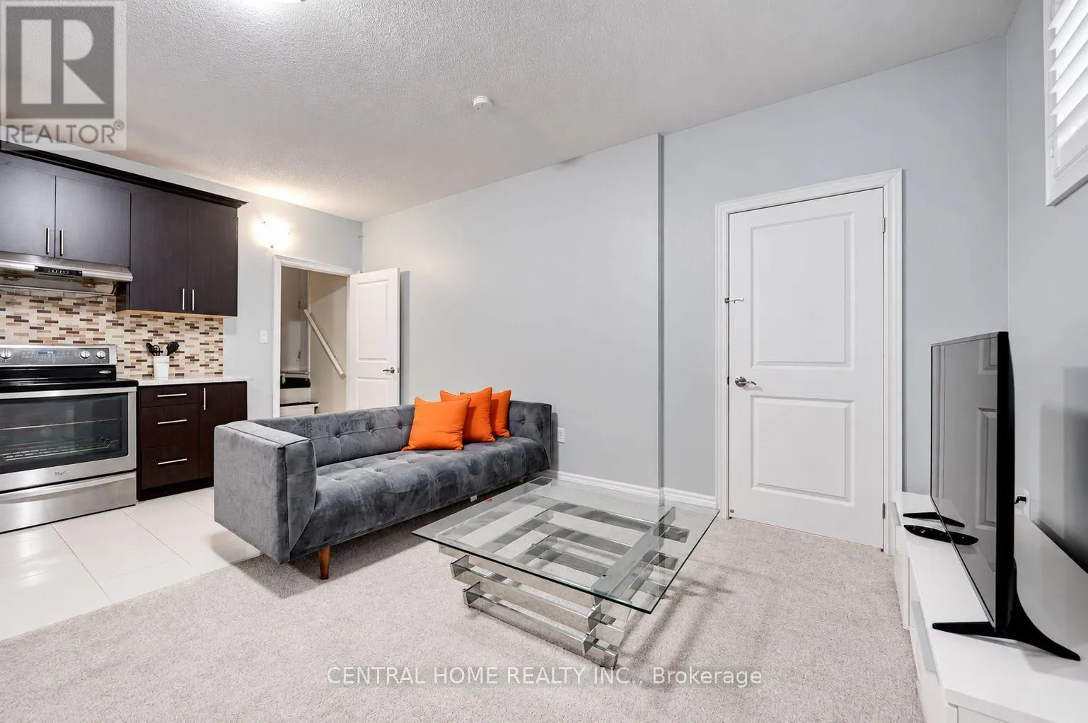 578 SWEETWATER CRESCENT