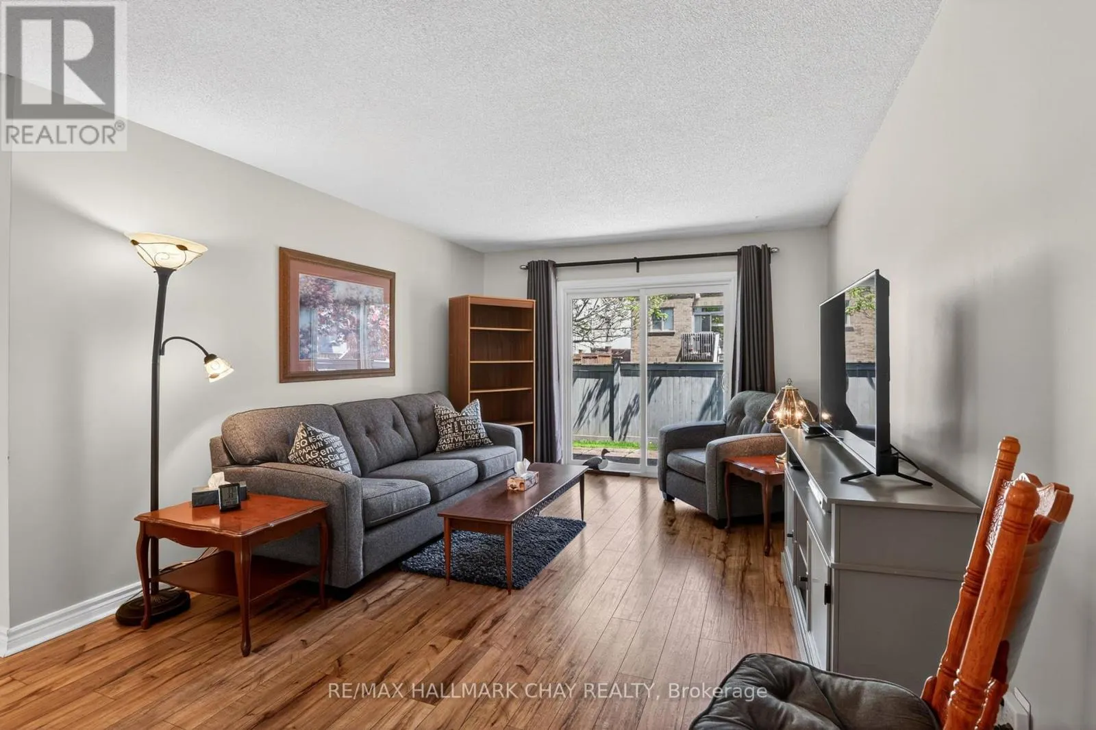 34 - 77 MILL STREET E