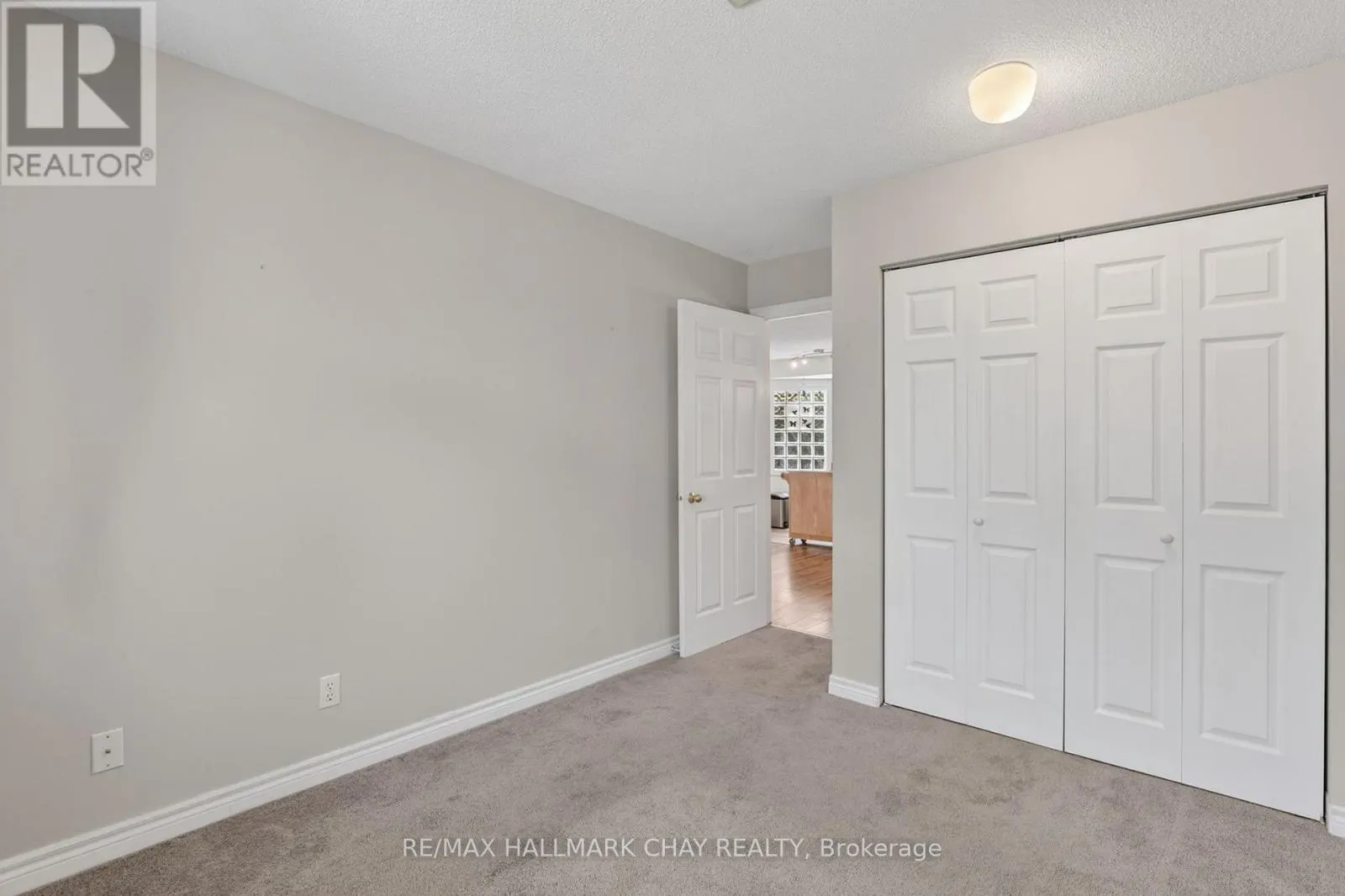 34 - 77 MILL STREET E