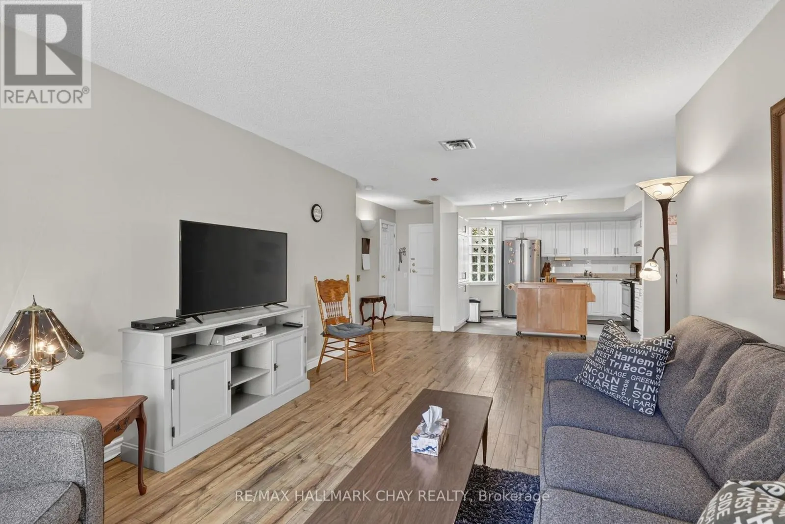 34 - 77 MILL STREET E