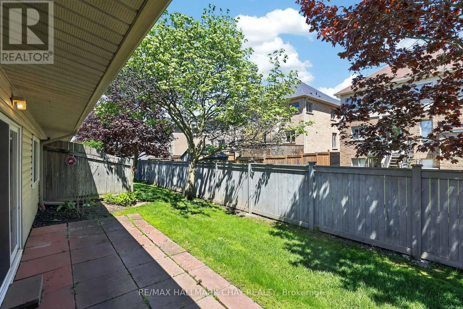 34 - 77 MILL STREET E