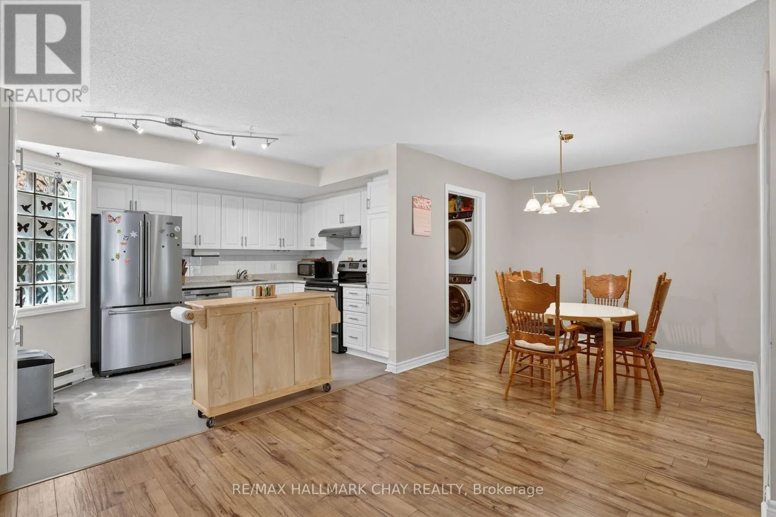 34 - 77 MILL STREET E