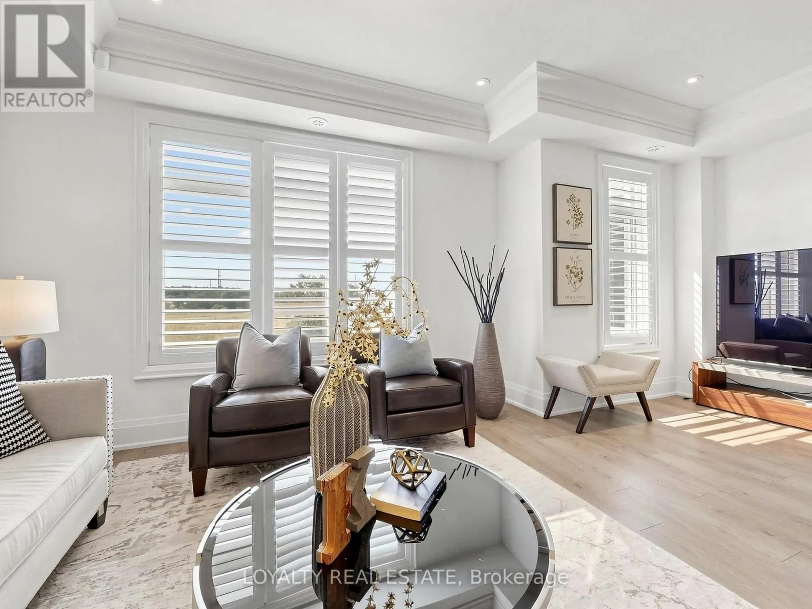 52 SOUTH PARK ROAD
