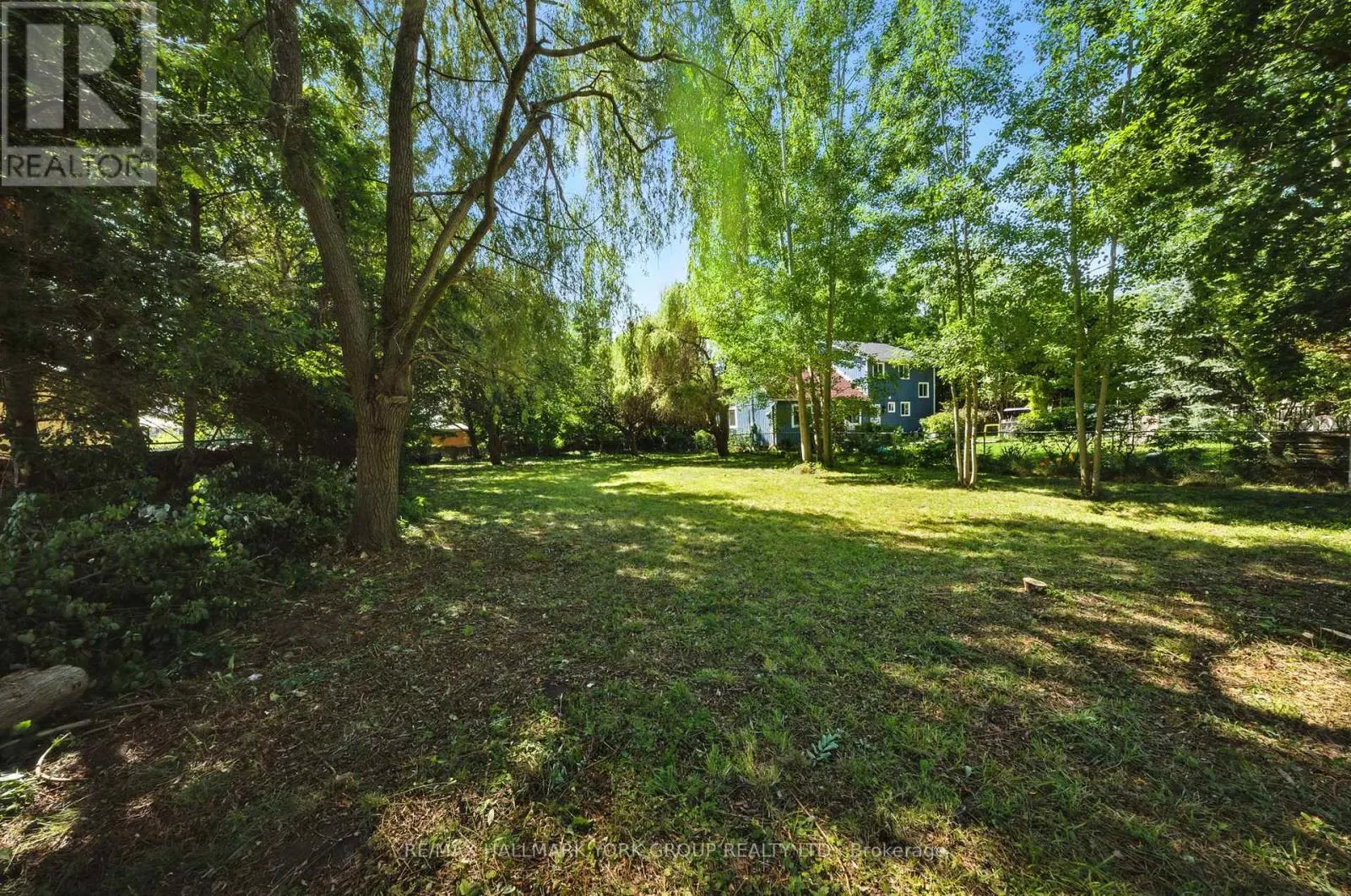 136 METRO ROAD N