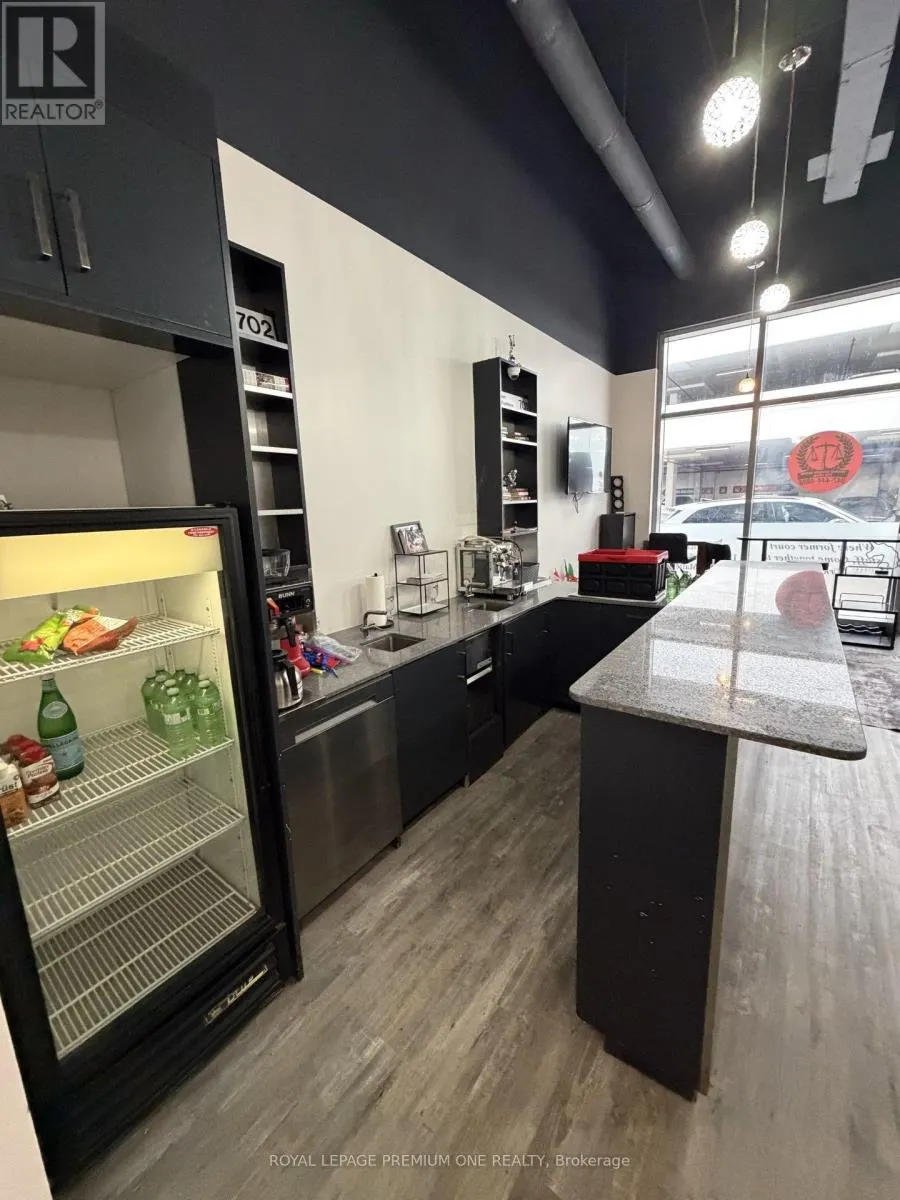 UNIT 154 - 7777 WESTON ROAD