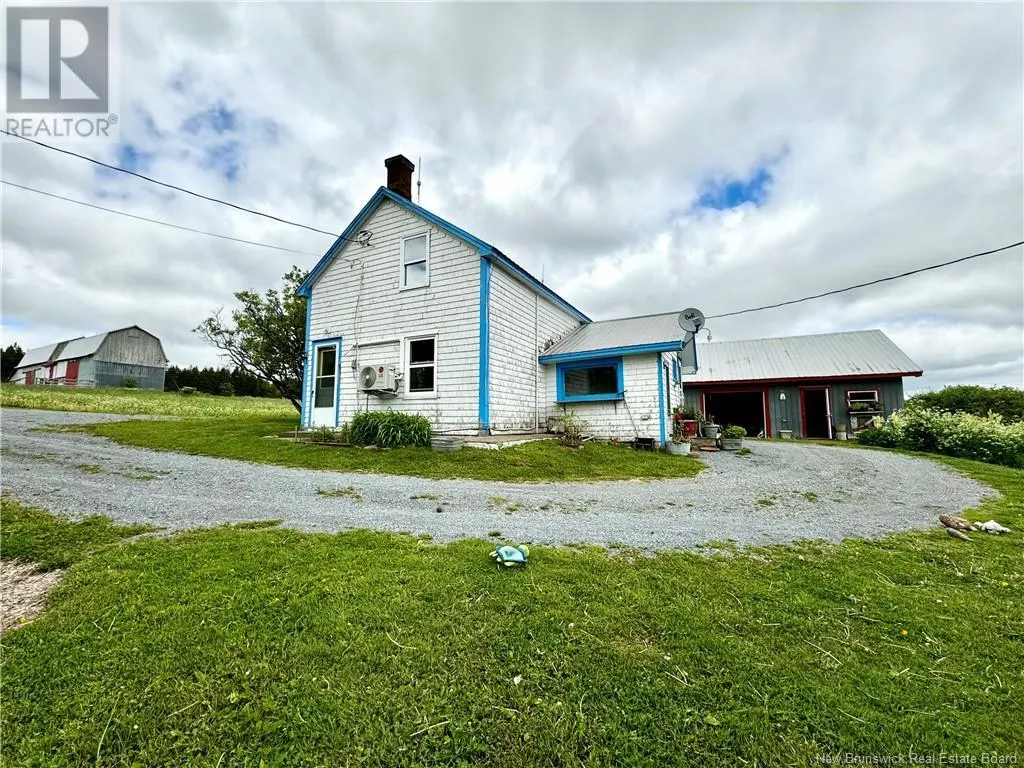 76 Hill Road