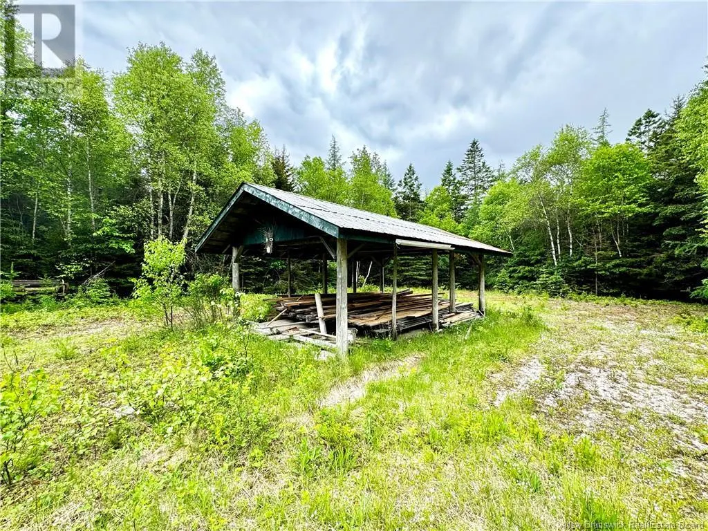 76 Hill Road