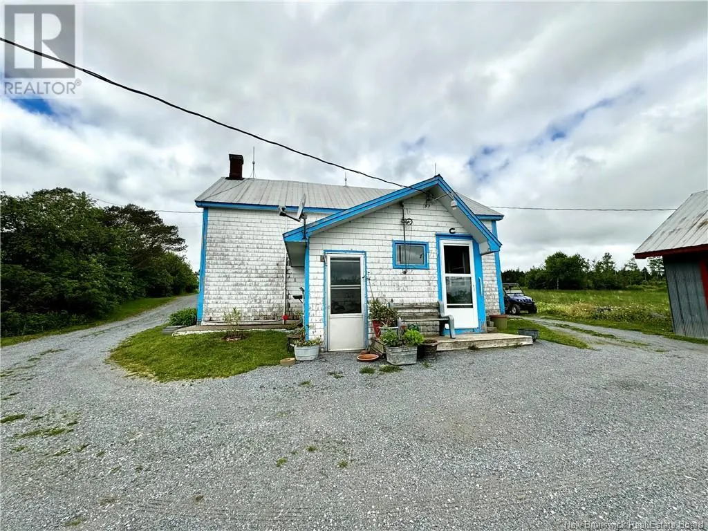 76 Hill Road