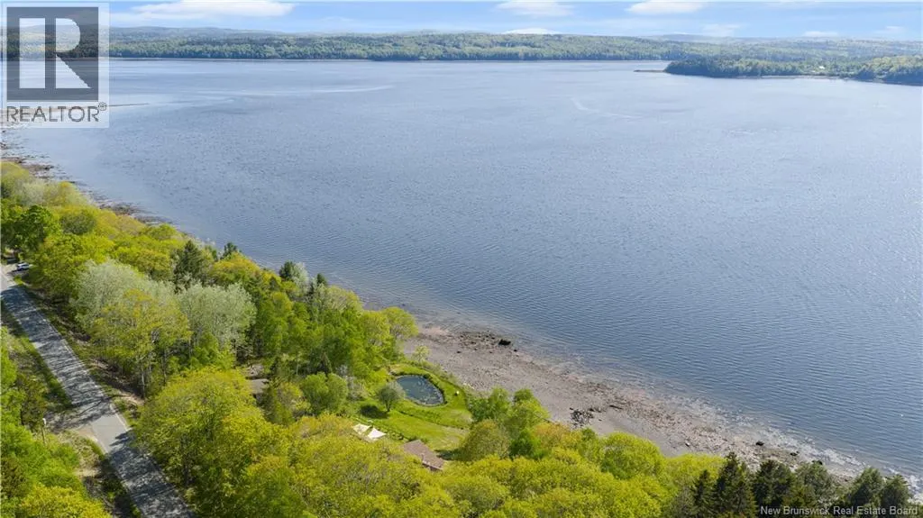 158 Hills Point Road