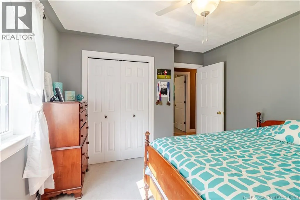 4 Dewitt Acres
