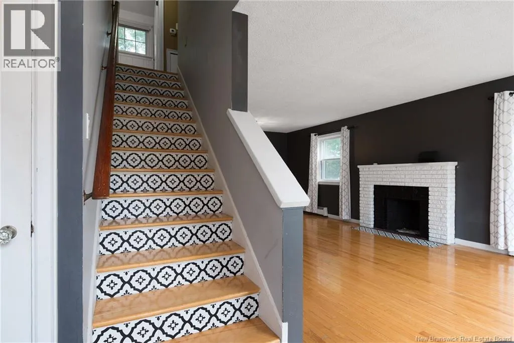 61 Macbeath Avenue