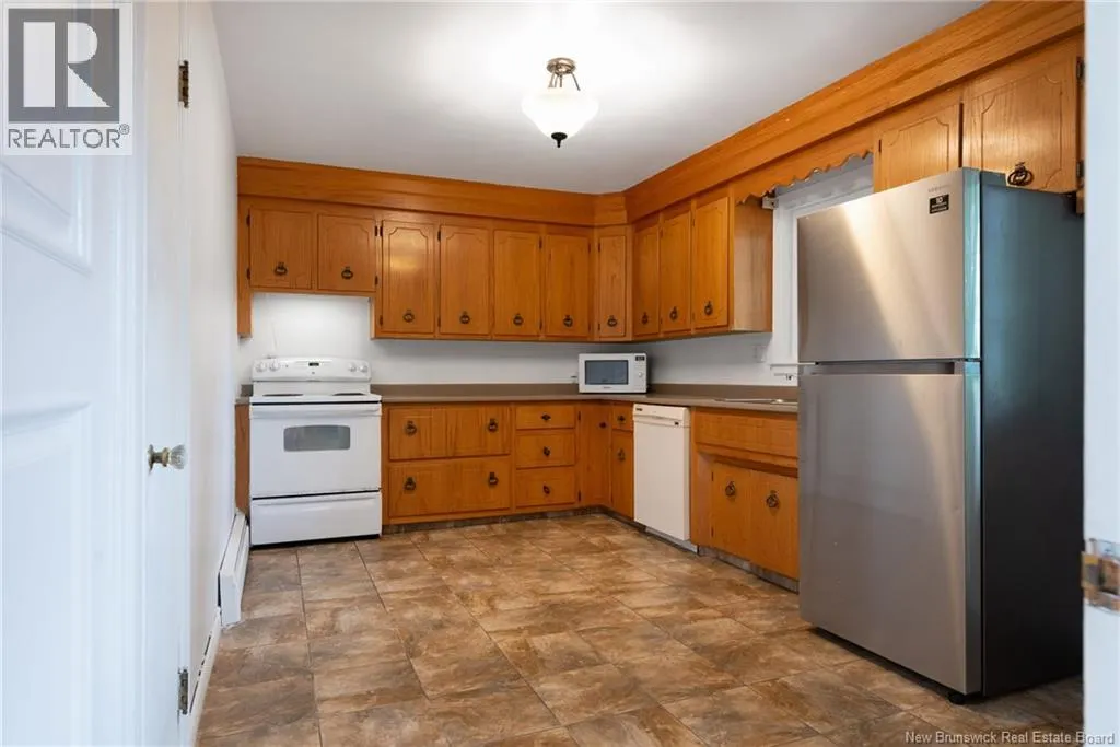 61 Macbeath Avenue