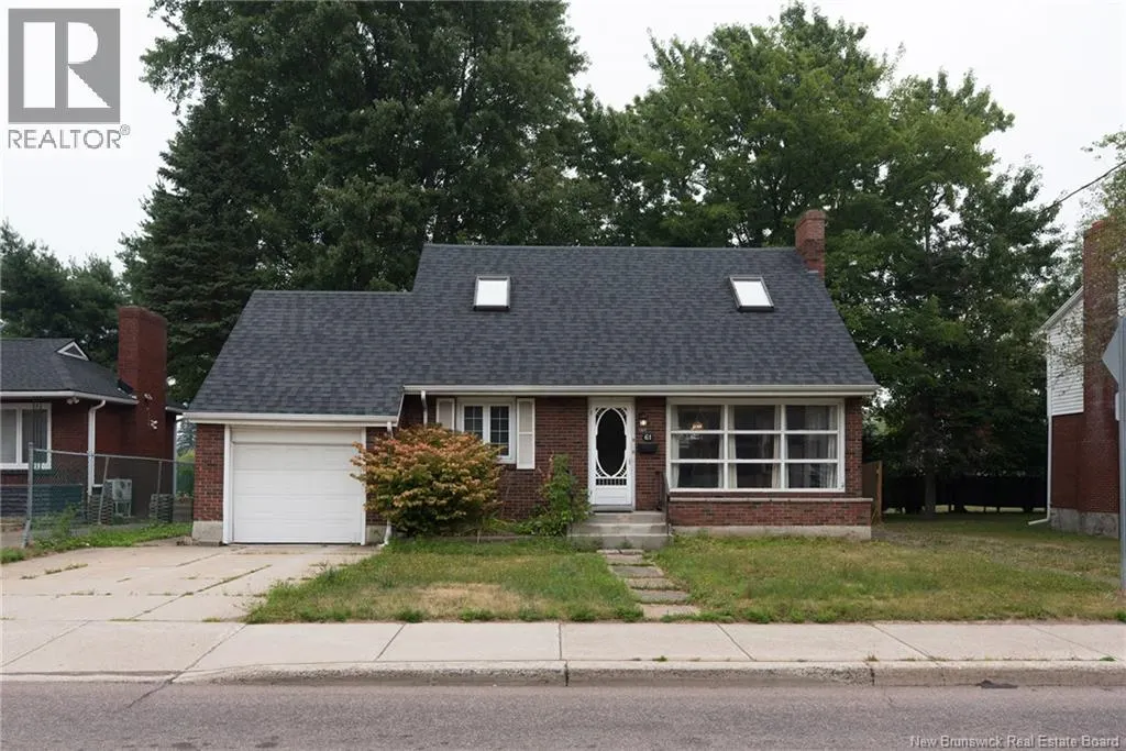 61 Macbeath Avenue