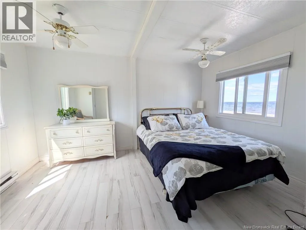 86 Williston Beach Road