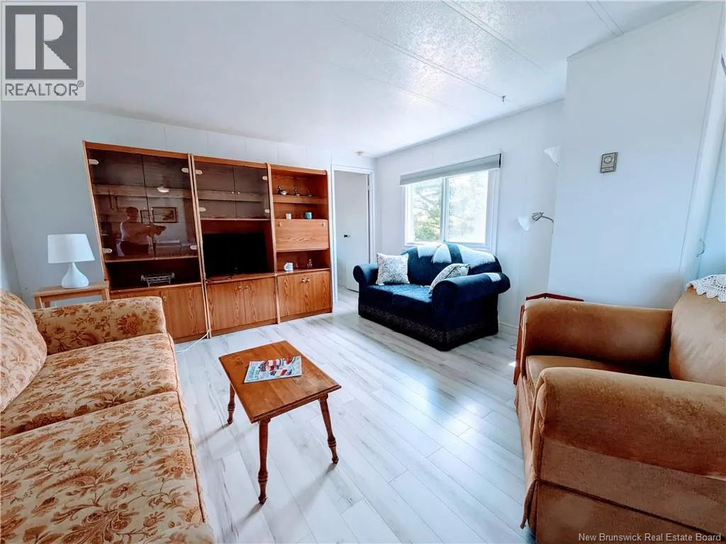 86 Williston Beach Road