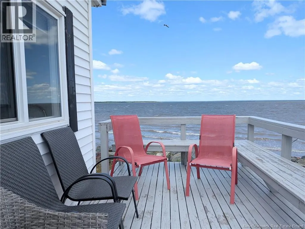 86 Williston Beach Road
